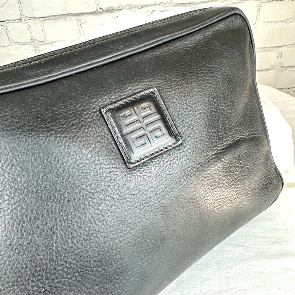 GIVENCHY black soft leather clutch bag GOOD
vintage toiletry or cosmetic